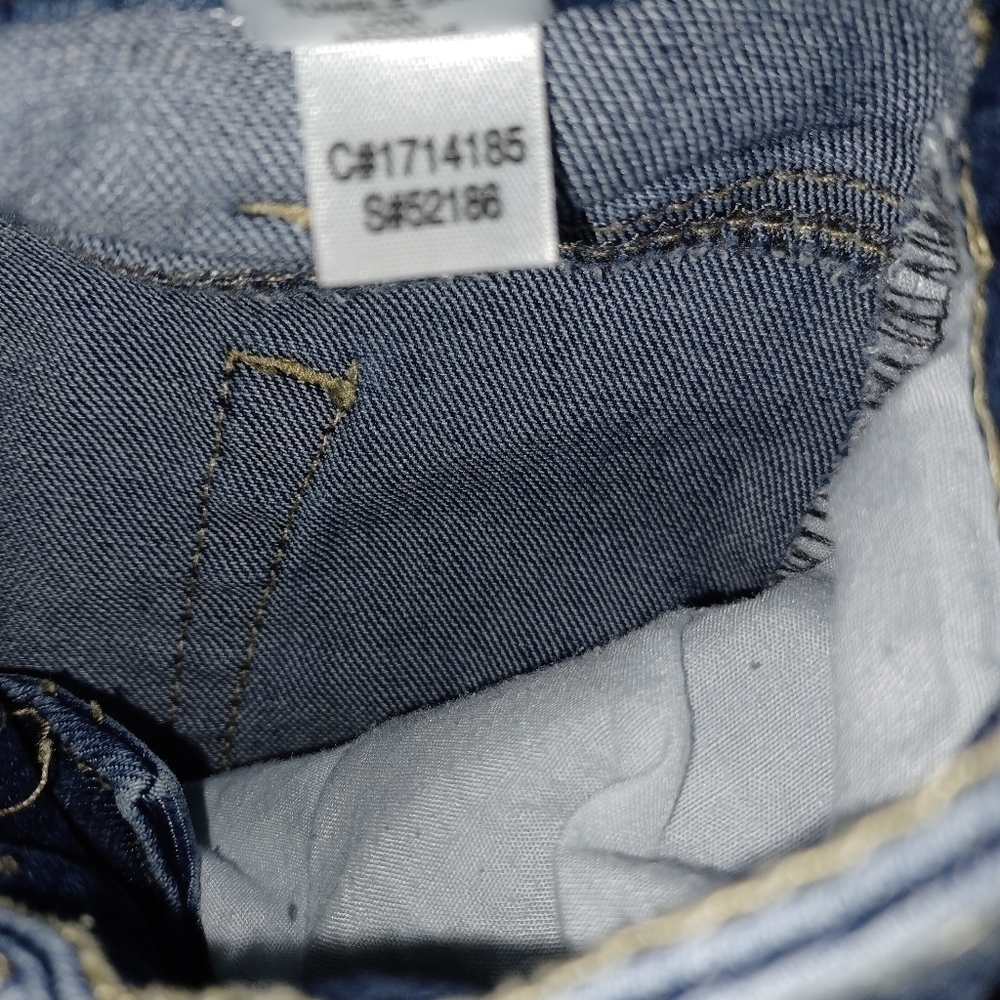 VERSONA EMBELISHED CROP DENIM - Picture 6 of 7